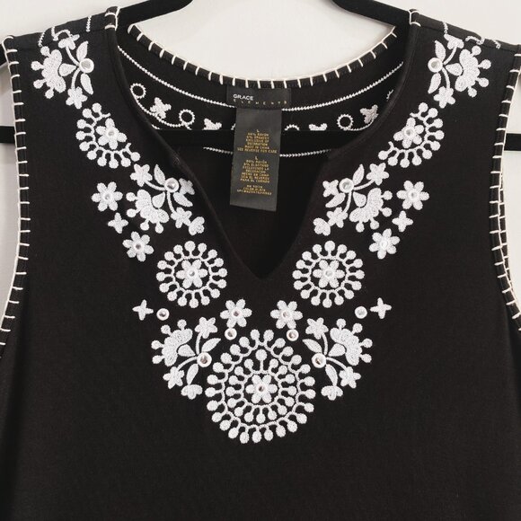 GRACE ELEMENTS | Black Floral Embroidery V-Neck Shift Dress | Size L Women's - Picture 7 of 11
